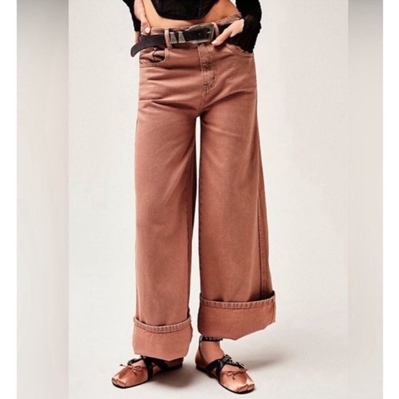 FREE PEOPLE We The Free CRVY Gia Wide leg jeans NWT - Picture 3 of 5